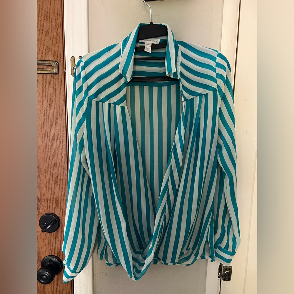Ambiance apparel blouse - size s